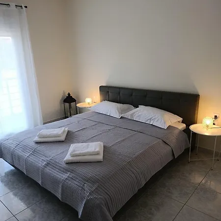 בית נופש Marianna's House *